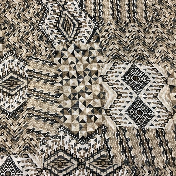 Raviya Black and Tan Strapless Geometric Swim Coverup - Picture 8 of 10